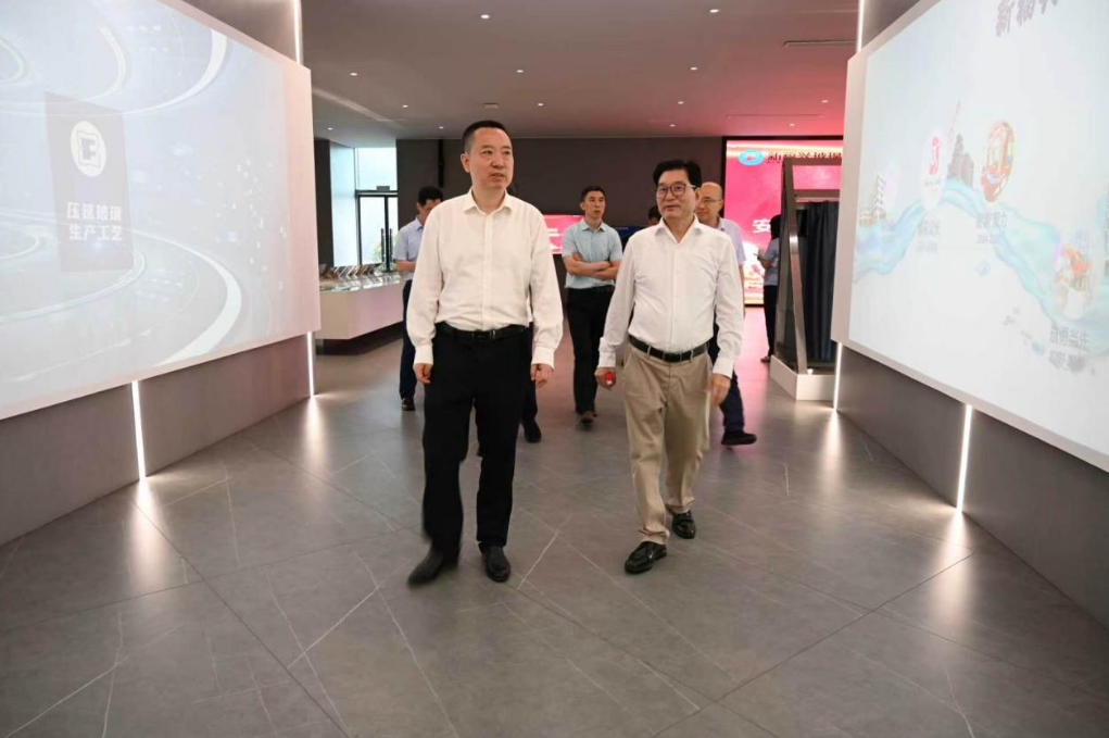 江阴调研.jpg 江阴调研.jpg